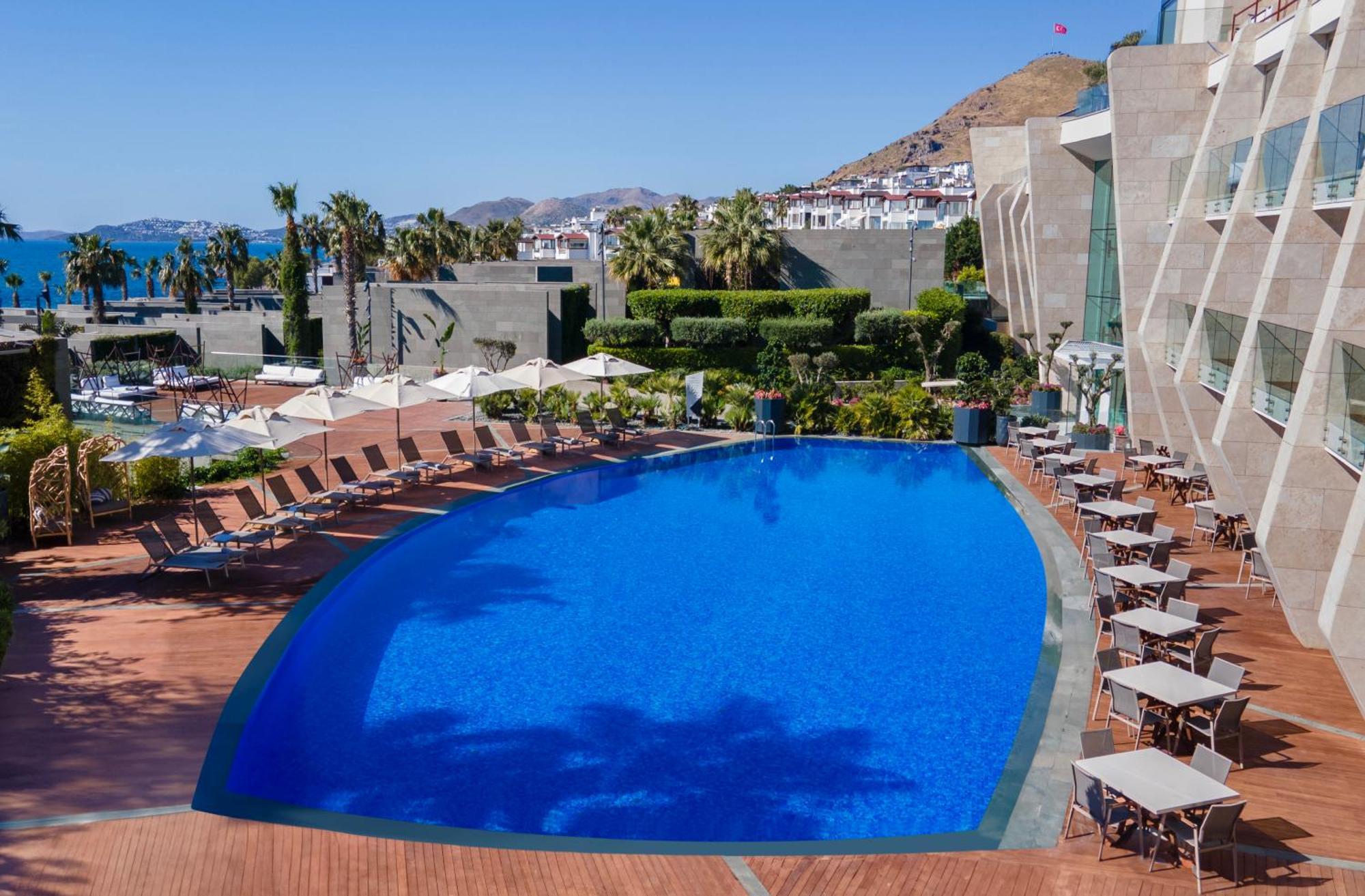 Swissotel Resort Bodrum Beach Тургутрейс Екстериор снимка