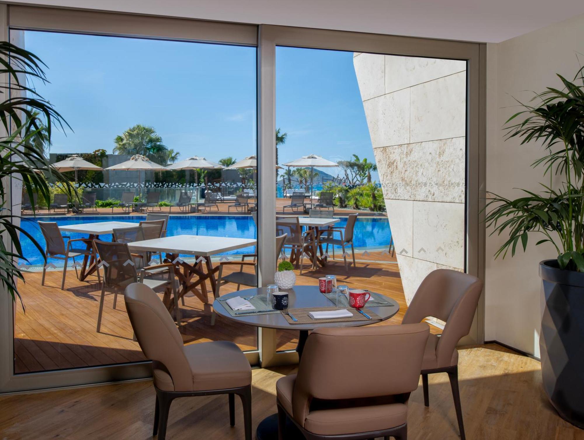 Swissotel Resort Bodrum Beach Тургутрейс Екстериор снимка